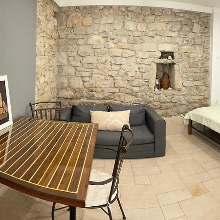 Apartman Pundinica Kaštela Eksteriør bilde