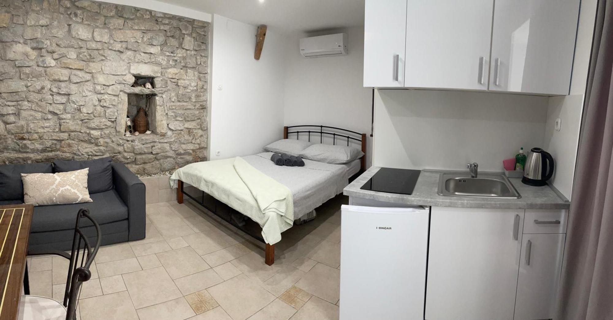 Apartman Pundinica Kaštela Eksteriør bilde